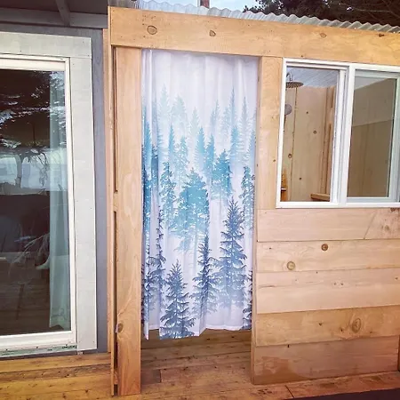 The Whale Apartment Ophir Exterior photo