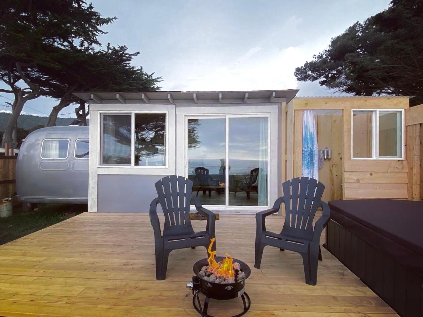The Whale Apartment *